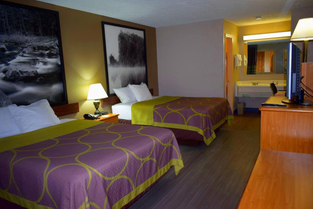 Super 8 By Wyndham Fort Chiswell Wytheville Area Max Meadows Екстериор снимка