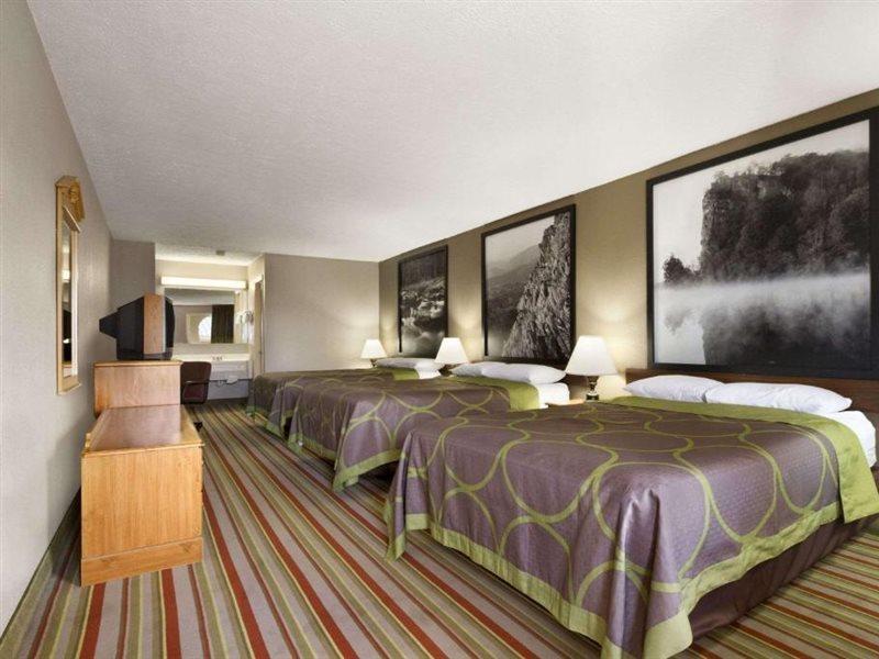 Super 8 By Wyndham Fort Chiswell Wytheville Area Max Meadows Екстериор снимка