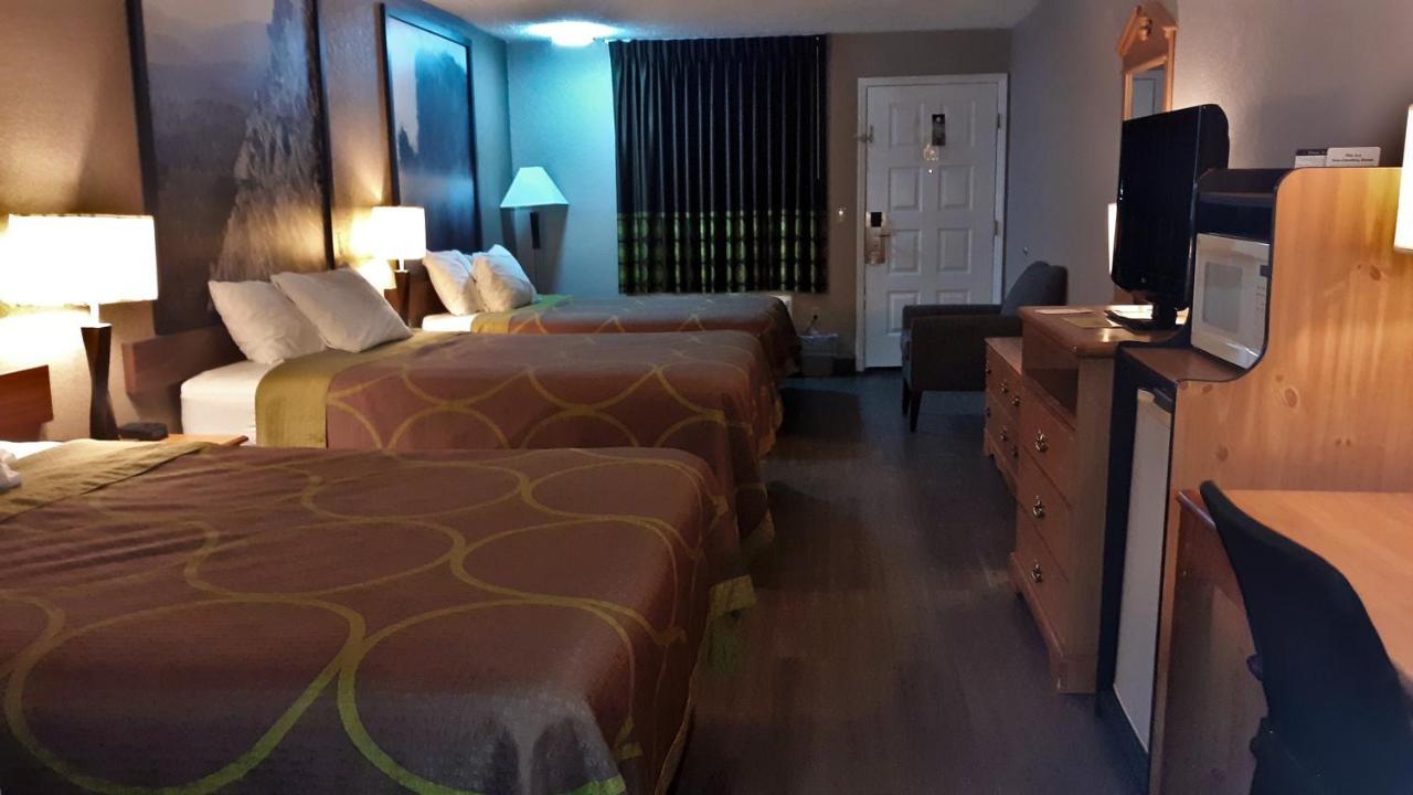 Super 8 By Wyndham Fort Chiswell Wytheville Area Max Meadows Екстериор снимка